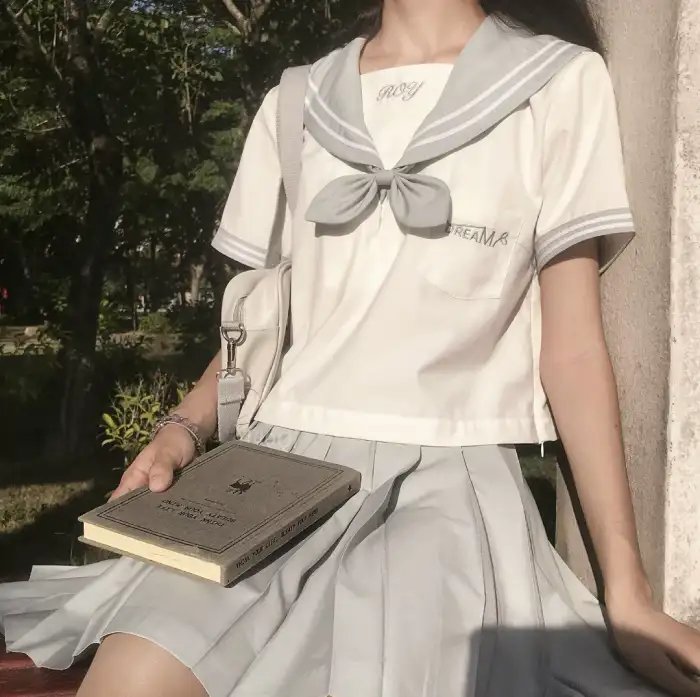 人前叫多莉,人后叫凯蒂